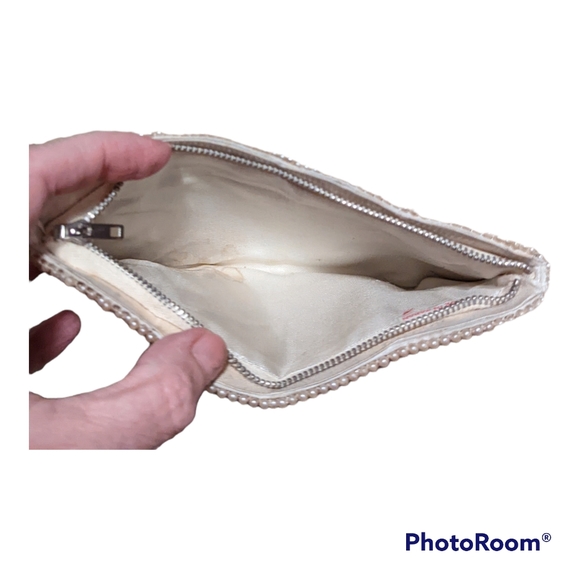 Vintage White Hand Beaded Pearl Wedding Bridal BAG Purse/Clutch-Made in Japan - Picture 2 of 3